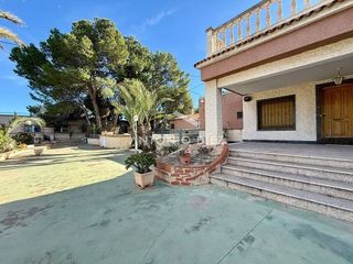 Chalet en venta en Aspe