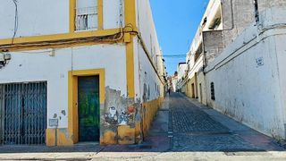 Local comercial en venta en Plaza de toros - Venta Vargas - Capitania en San Fernando