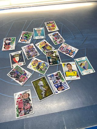 16 Cromos Panini LaLiga 2024-2025