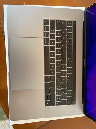 MacBook Pro 15 2016 Intel Core i7 16GB RAM