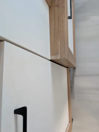 Mueble TV y vitrina y mesa a juego