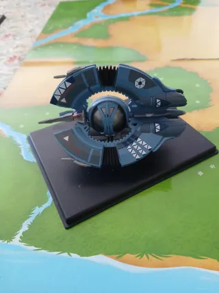 Miniatura Star Wars Droid Tri-fighter