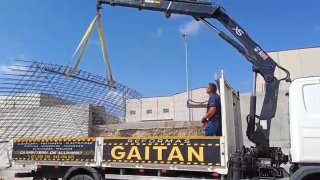 Servicios de grua autocargante