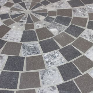 Tavolo con Piano Rotondo in Ceramica a Mosaico