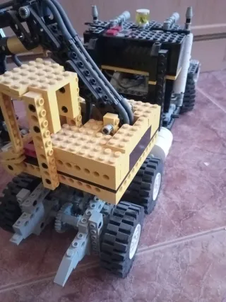 Lego camión Excavadora Amarillo y Negro