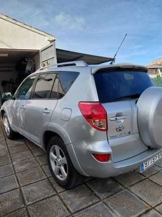 Toyota RAV4 2006