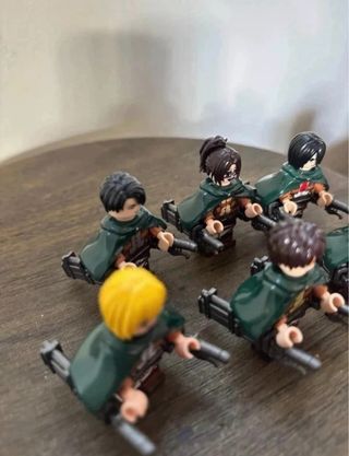 Figuras Lego Attack on Titan Compatibles