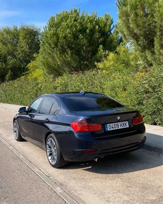 BMW Serie 3 F30 318d –Perfecto–Motor con 99.000kms