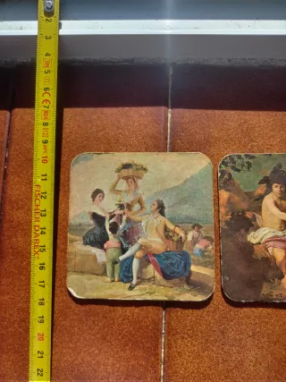 Posavasos antiguos decorados