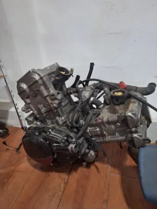 Motor Suzuki SV 650 2002