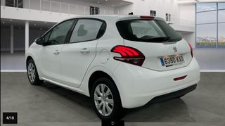 Peugeot 208 XAD PRECIO + IVA DEDUCIBLE 54000KM!