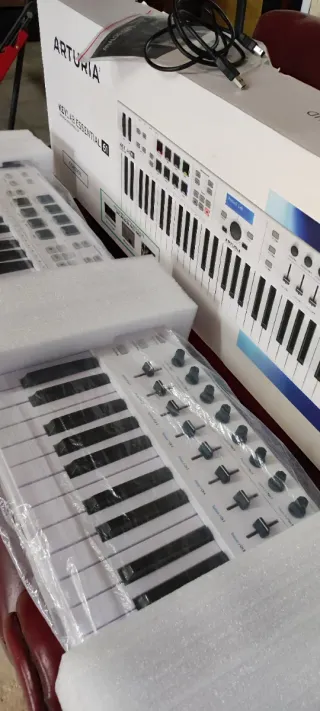 Arturia KeyLab Essential 61 Teclado Controlador