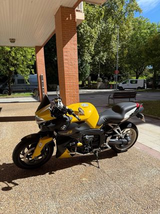 BMW K1200R 2005 163cv