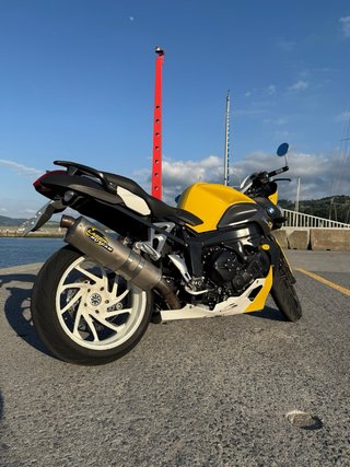BMW K1200R 2005 163cv