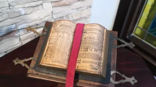Atril Decorativo Stile Harry Potter