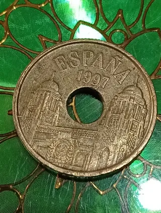 Moneda España 1997 con agujero Variante canto anch