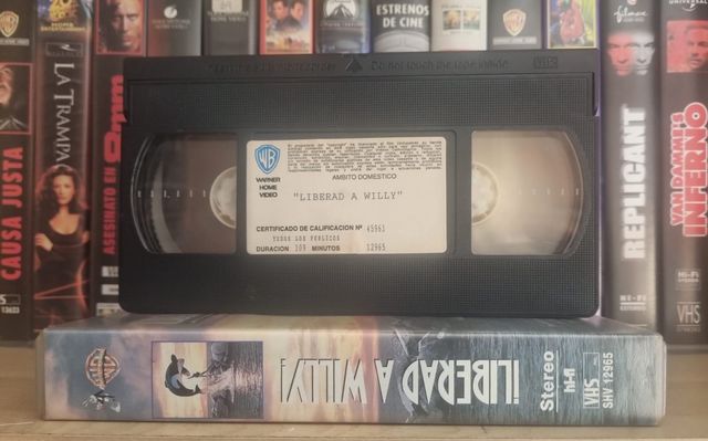 LIBERAD A WILLY! VHS