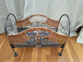 Revistero Vintage Mimbre y Metal