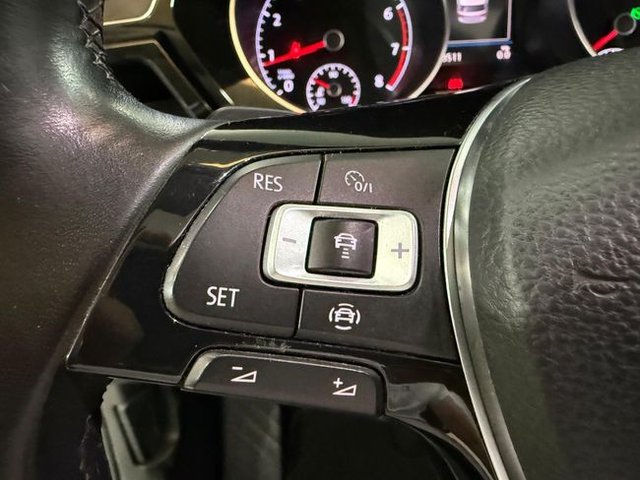Volkswagen Touran Sport 1.5 TSI 110kW (150CV) DSG