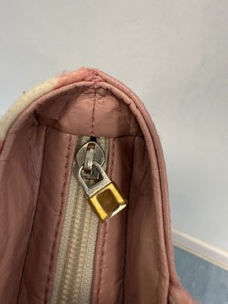 Bolso estampado rosa y blanco