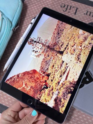iPad 9ª Gen 256GB wifi + Accesorios de Regalo!