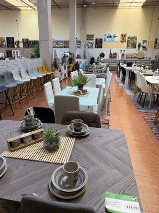 Juego de comedor moderno