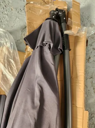 Parasol excéntrico banana Ø300 cm