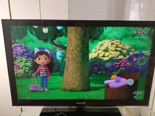 Samsung TV 42 + TV Box de regalo