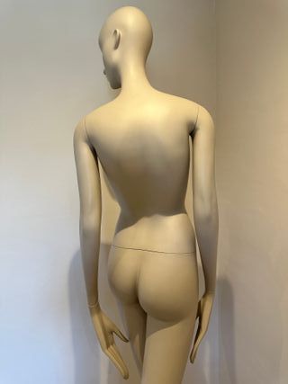 MANIQUÍ HANS BOODT