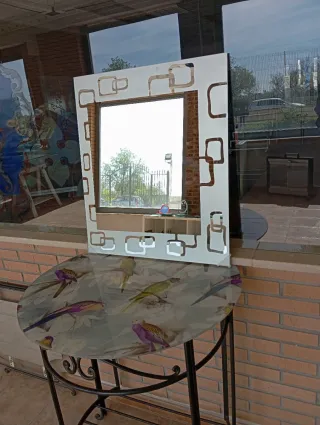 Espejo decorativo moderno