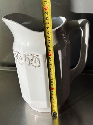 Caraffa antica in ceramica SCI