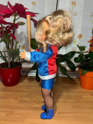 Muñeca Nancy vestida de Harley Quinn artesanal