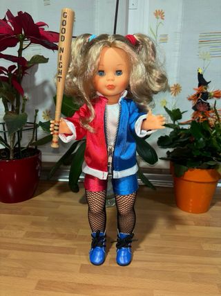 Muñeca Nancy vestida de Harley Quinn artesanal