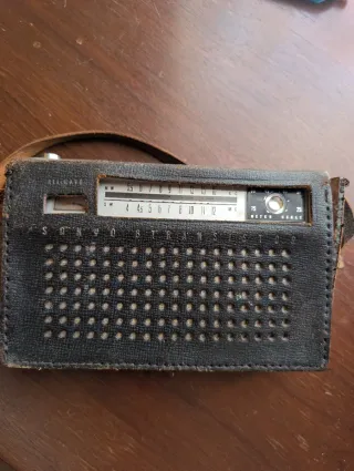 Radio Sanyo Transistor Vintage Años 60