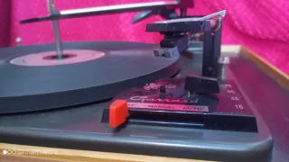 Giradiscos Garrard 3000