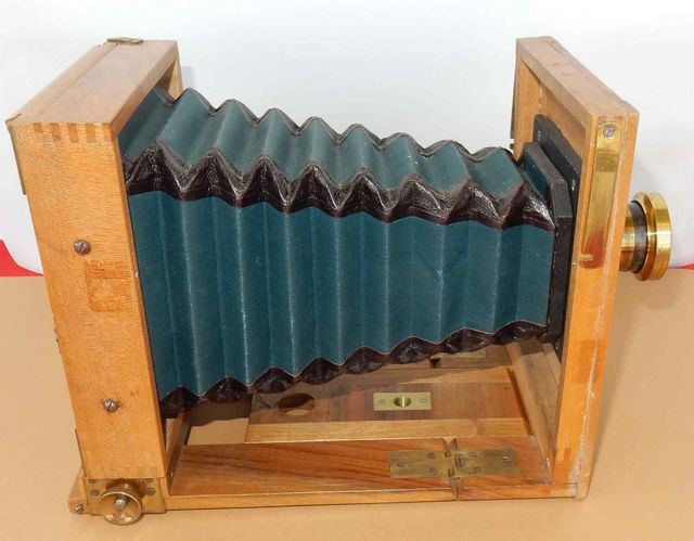 Câmera de estúdio 1781 - c. 1900 - 9 x 12 cm