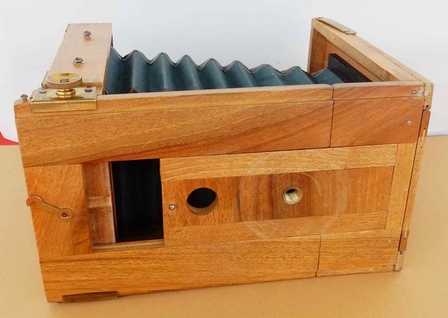 Câmera de estúdio 1781 - c. 1900 - 9 x 12 cm