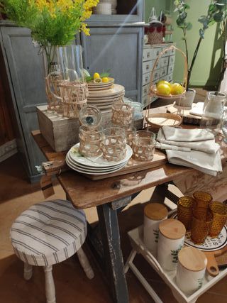 Mesa auxiliar madera