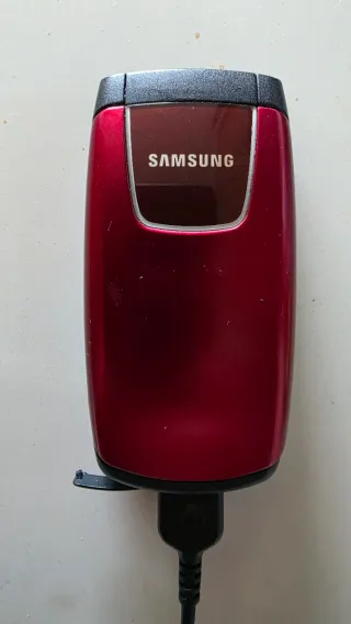 Samsung SGH-C270 - Telemóvel Clássico