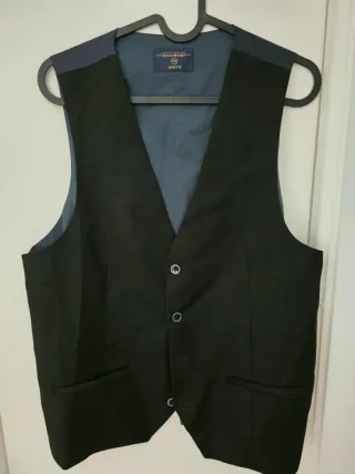 Traje Negro Easy Wear Slim Fit Talla M