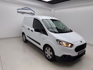 Ford Transit Courier 2021