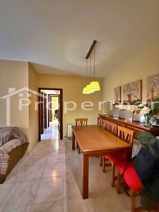 Piso en venta en Roca del Vallès, la