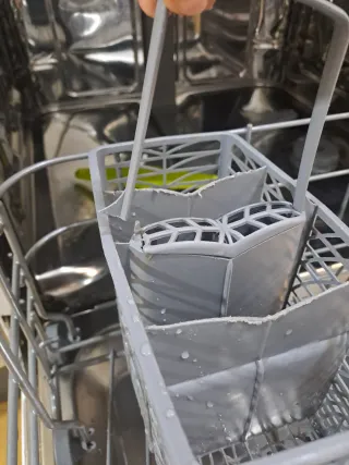 Lavavajillas seminuevo SMEG LVS374B Blanco. 3 años