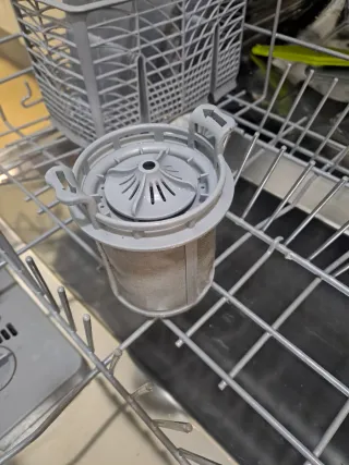Lavavajillas seminuevo SMEG LVS374B Blanco. 3 años
