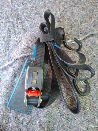 Cinchas de amarre automáticas con mosquetón