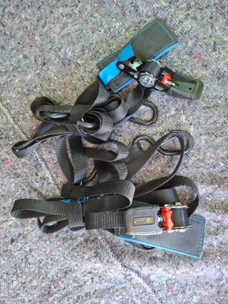 Cinchas de amarre automáticas con mosquetón