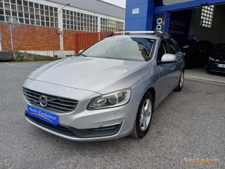 VOLVO V60 D2 MOMENTUM AUTO 120 CV