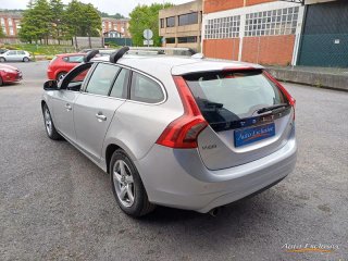 VOLVO V60 D2 MOMENTUM AUTO 120 CV