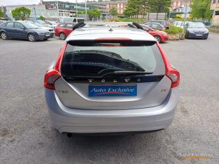 VOLVO V60 D2 MOMENTUM AUTO 120 CV
