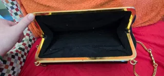Bolso negro de terciopelo